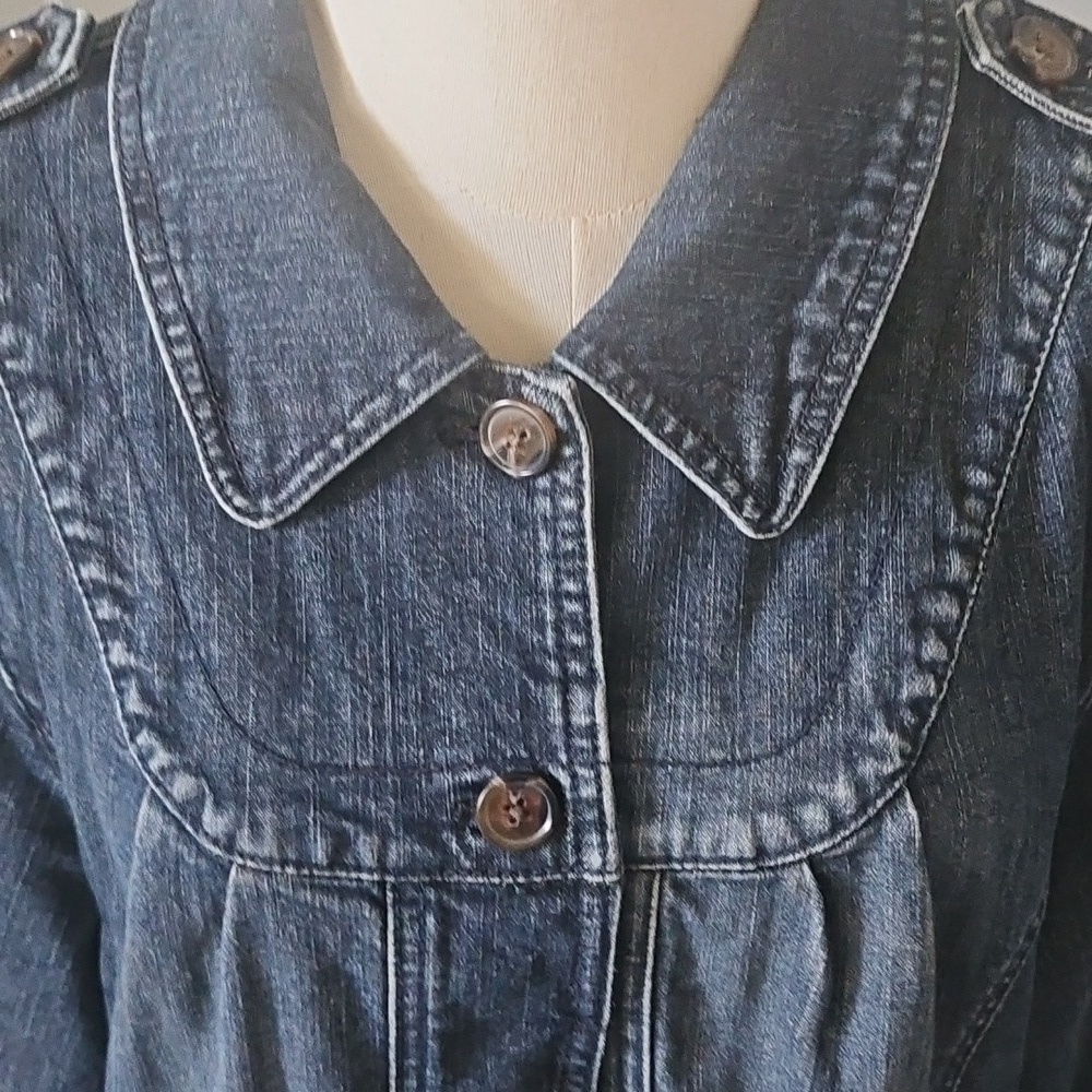 MOTTO Blue Denim Jacket with Shoulder and Yoke Detail - Picture 5 of 16